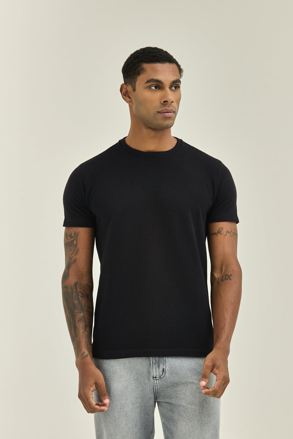 PRETO-CA4684
