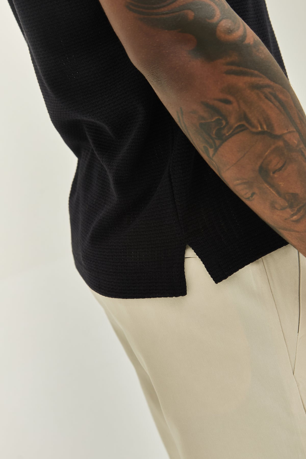 PRETO-CA4686