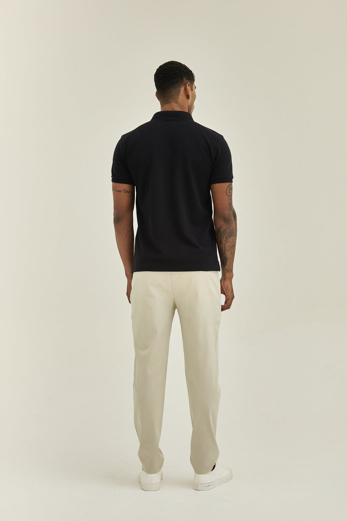 PRETO-CA4686