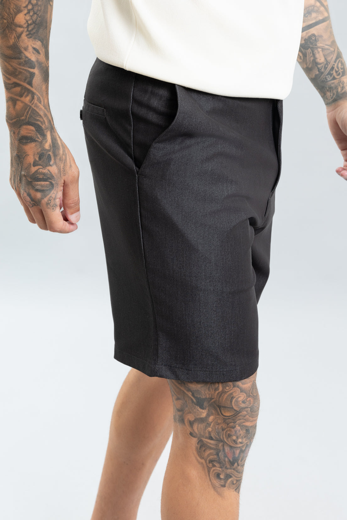 PRETO-BE4643