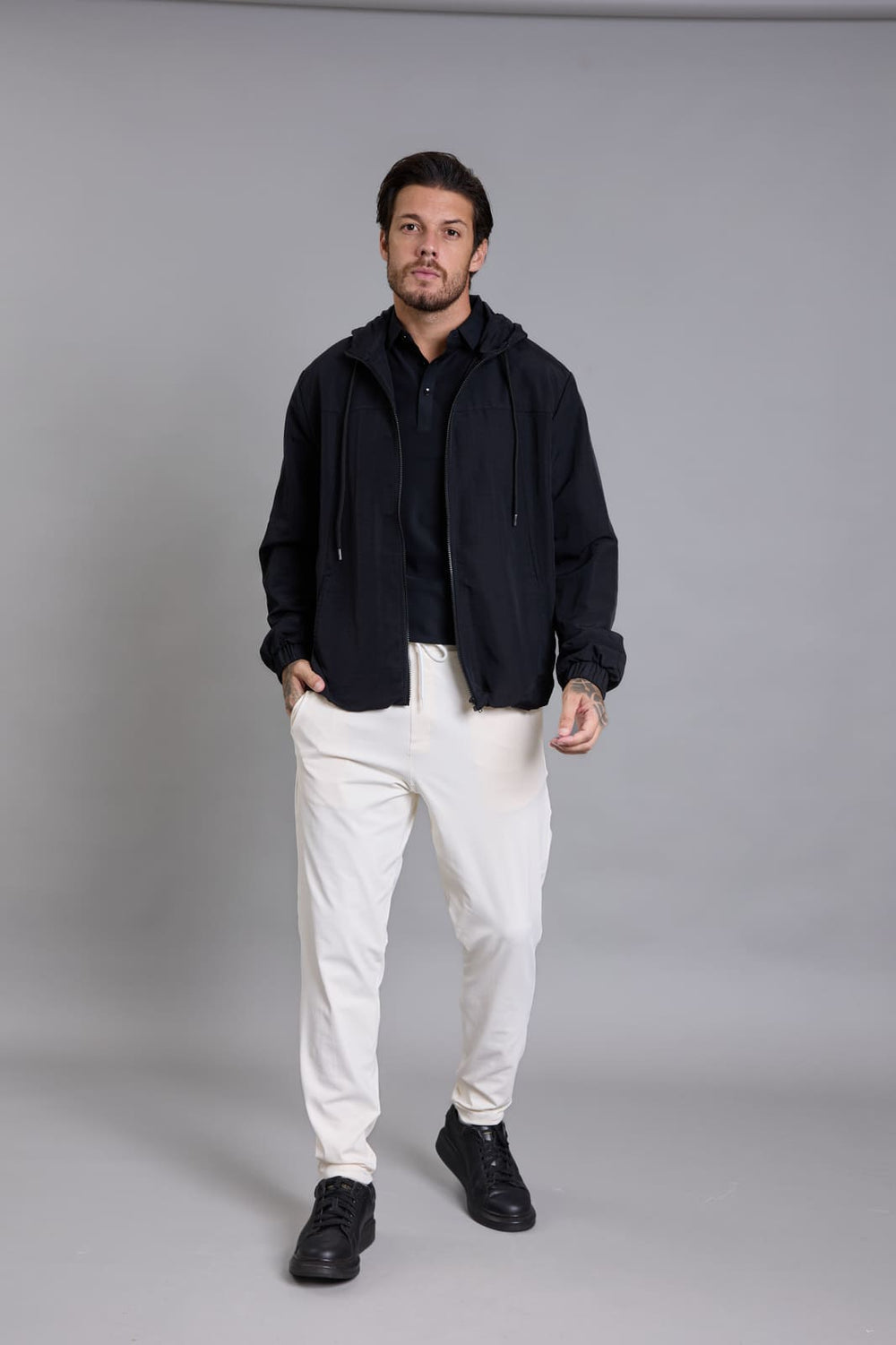 PRETO-JQ4655