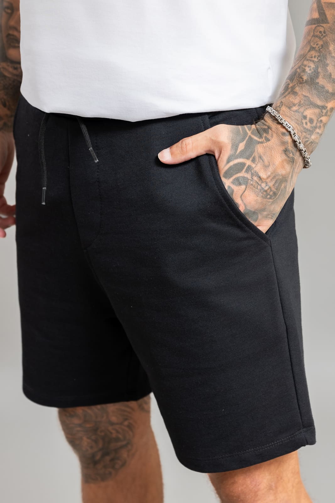 PRETO-BE4651