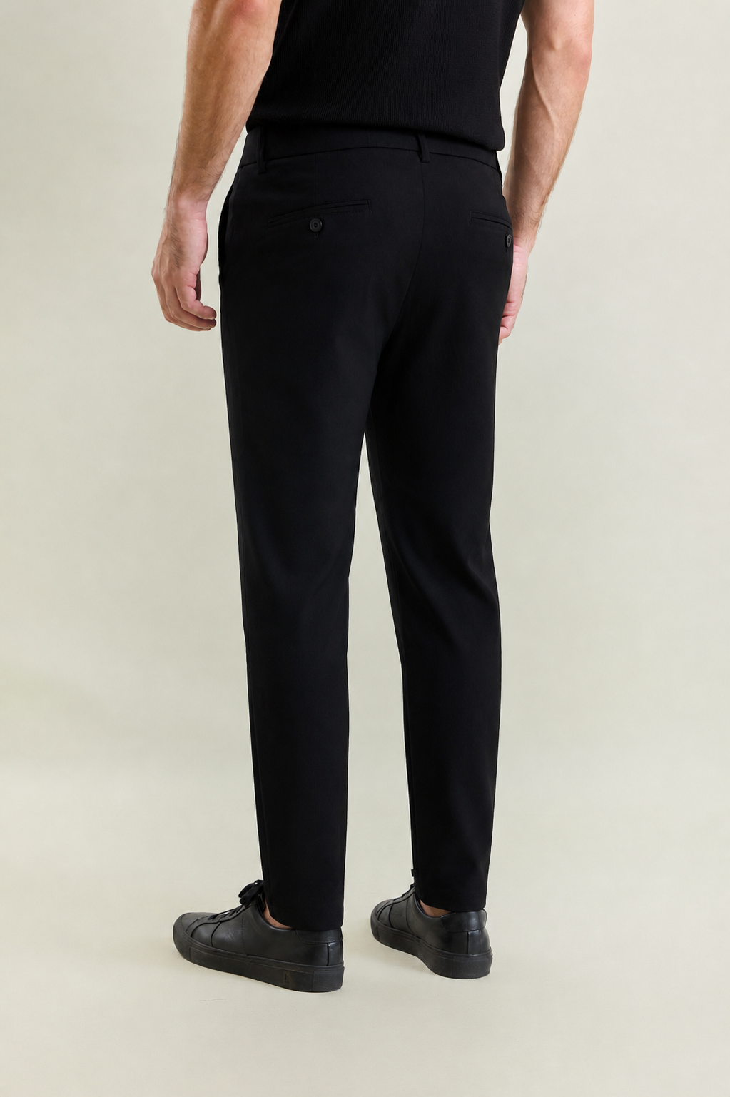 PRETO-CLL2439
