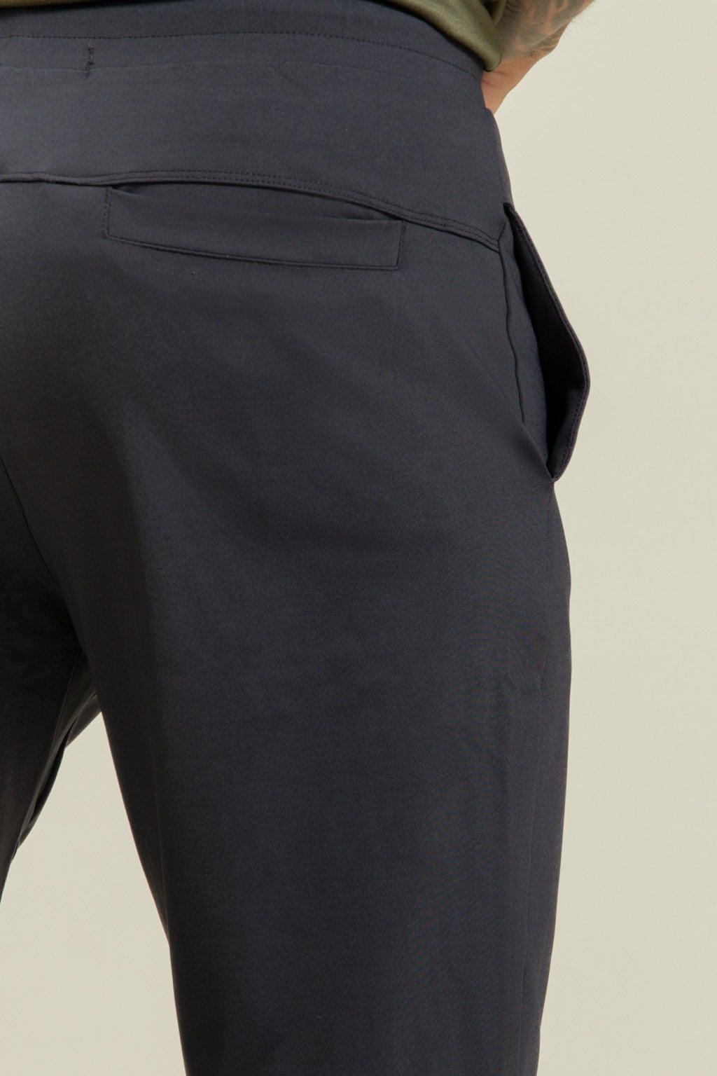 PRETO-CL4652