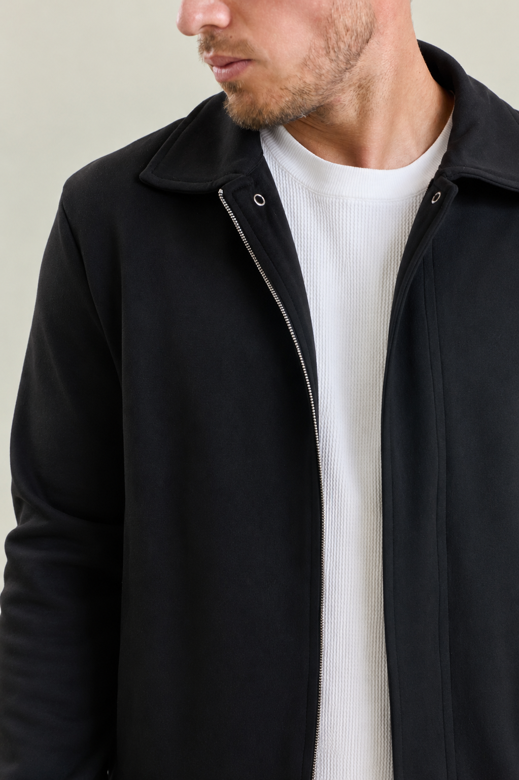 PRETO-JQ4676