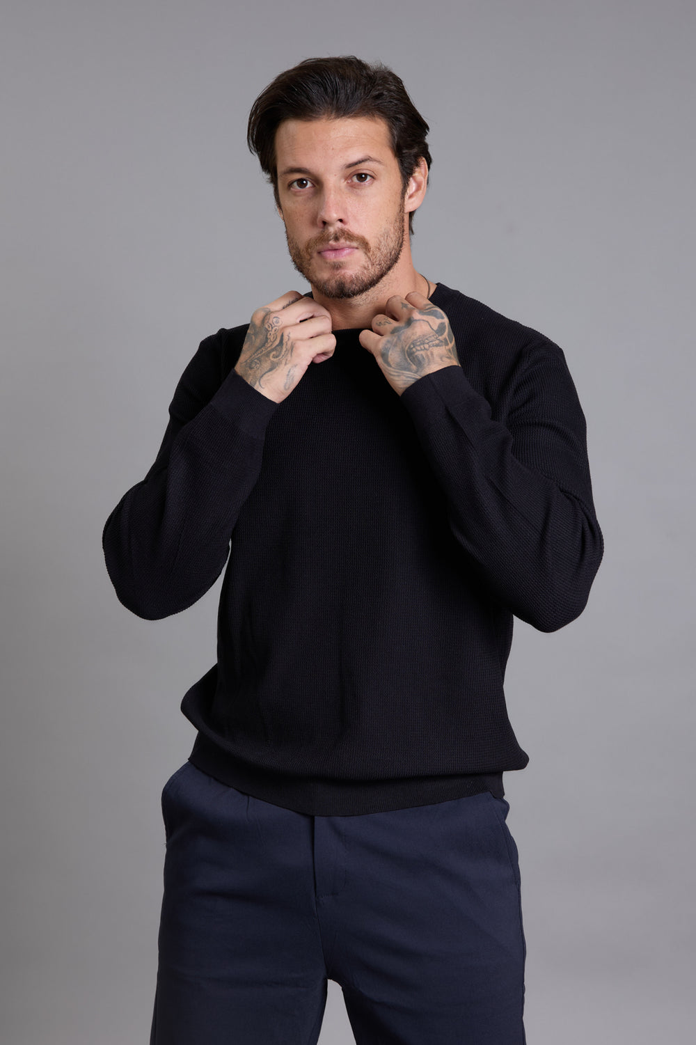 PRETO-SUE2415